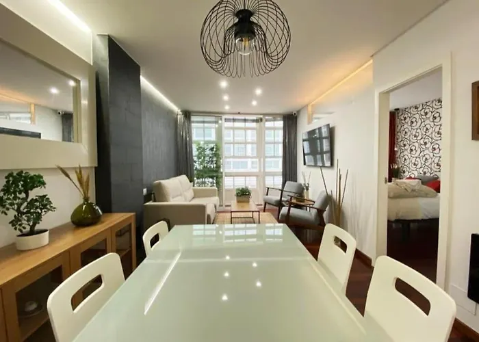 Apartamento 2h 2b En El Centro Con Garaje Lägenhet *