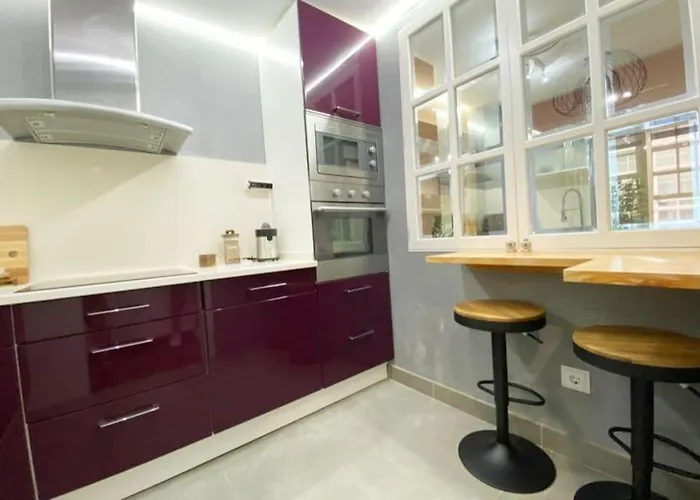 Apartamento 2h 2b En El Centro Con Garaje * A Coruña